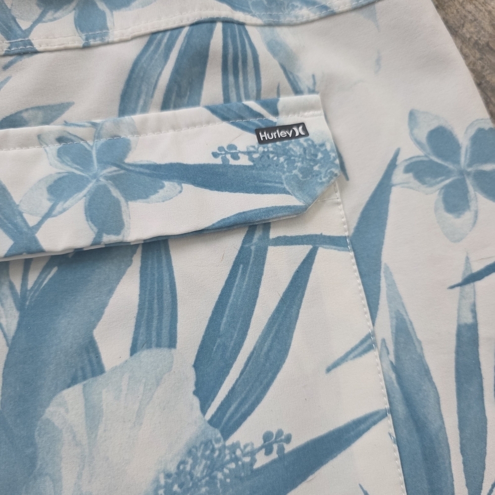Hurley Blue White Floral Board Water Shorts Sz 34 - Picture 5 of 5